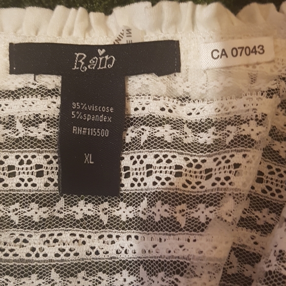 Beautiful white formal T-shirt with lace women's - Picture 3 of 3